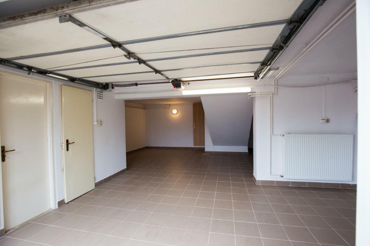 Two Towers Apartman Miskolc Esterno foto